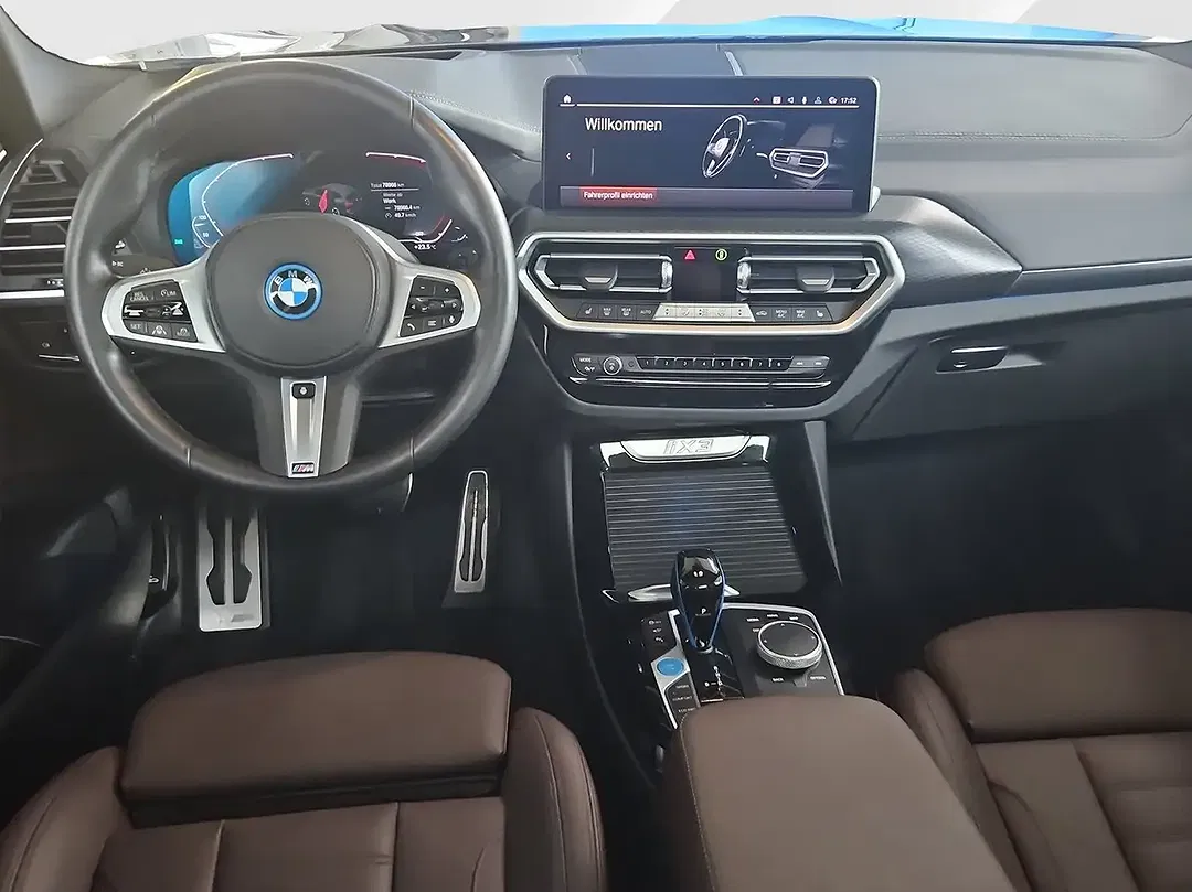 BMW iX3 M Sport Plus - Thumbnail 9