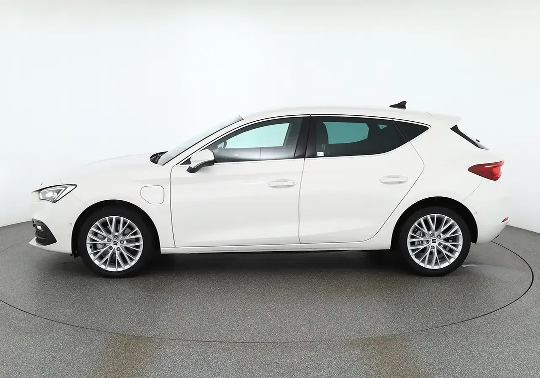 SEAT Leon 1.4 TSI PHEV DSG Xcellence - foto 1