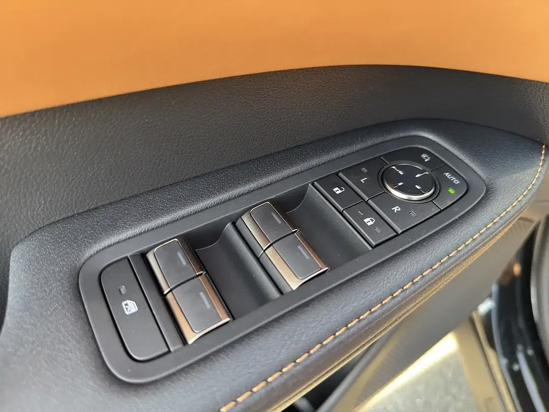 Lexus RX 450h Executive - Thumbnail 12