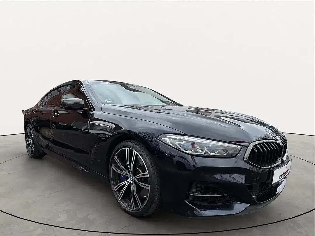 BMW M850 - foto 1