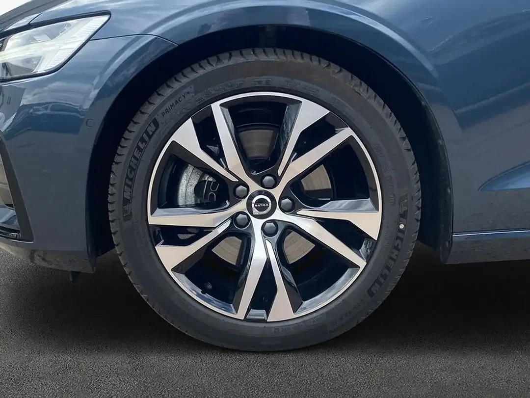 Volvo V60 B4 Plus Dark - Thumbnail 7