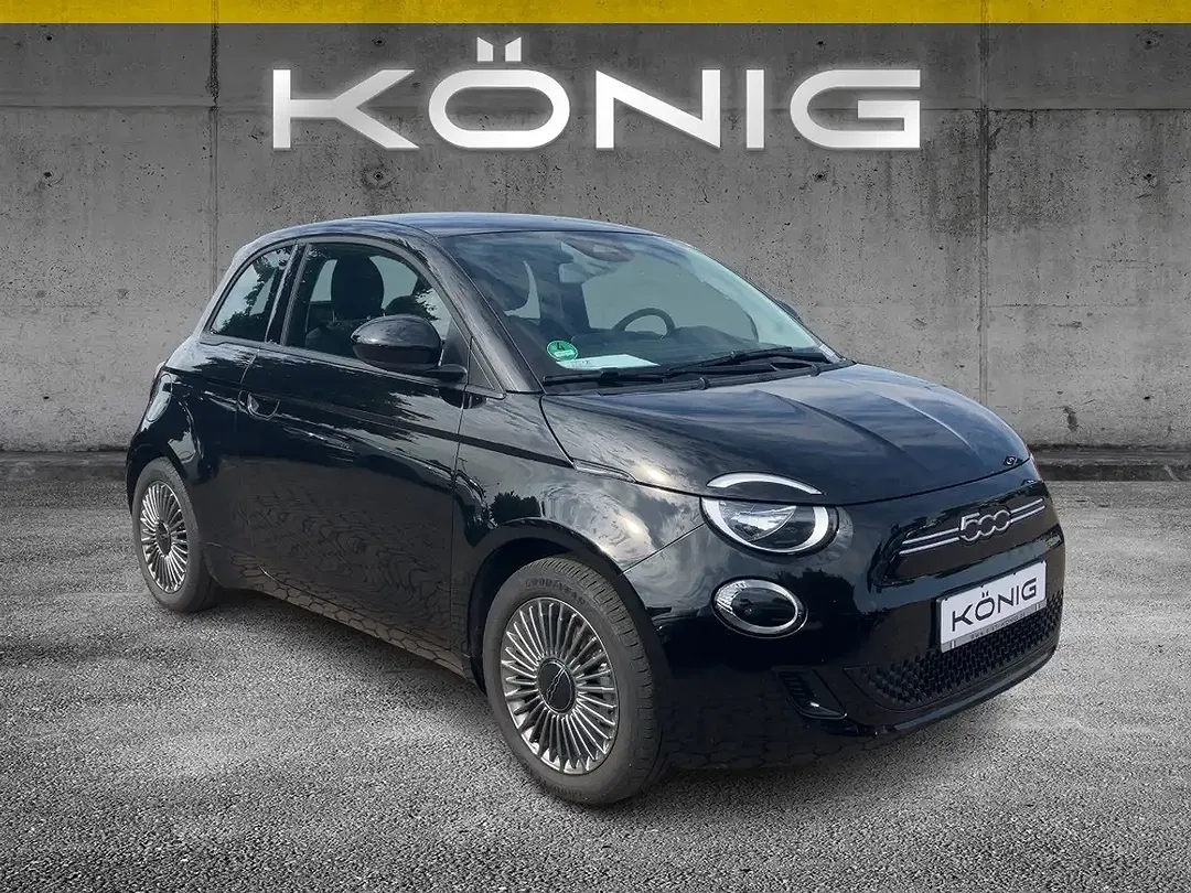 Fiat 500e Icon - Thumbnail 2