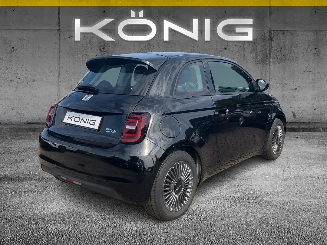 Fiat 500e Icon - Thumbnail 3