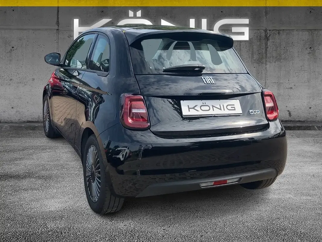 Fiat 500e Icon - Thumbnail 4