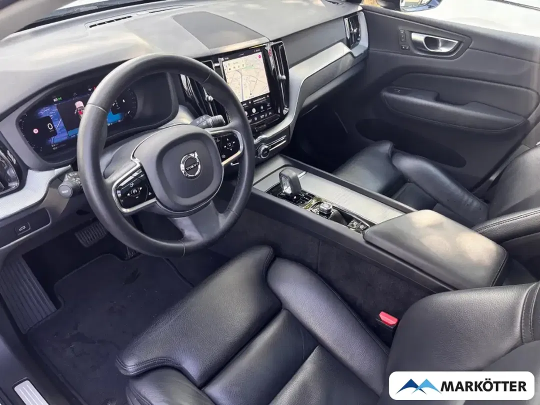 Volvo XC60 B4 Plus Dark - Thumbnail 10