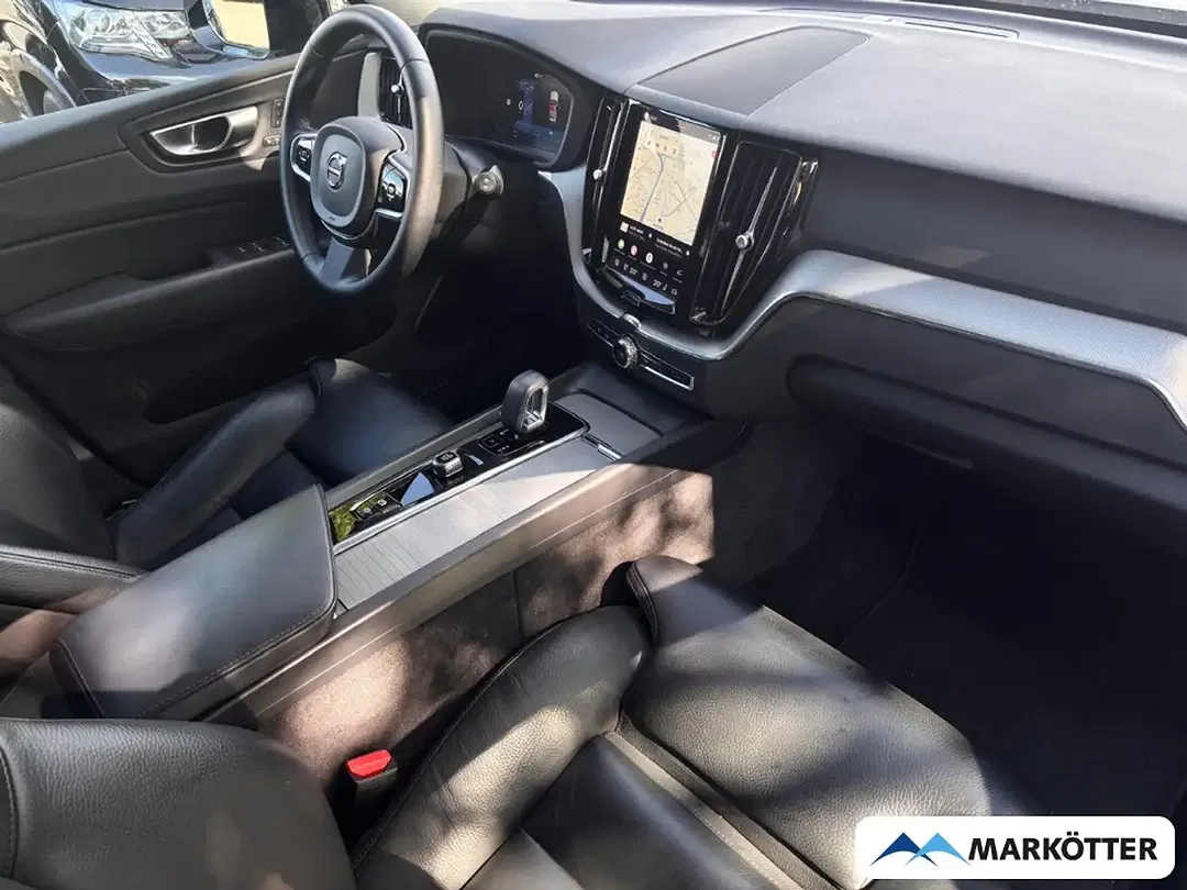Volvo XC60 B4 Plus Dark - Thumbnail 14