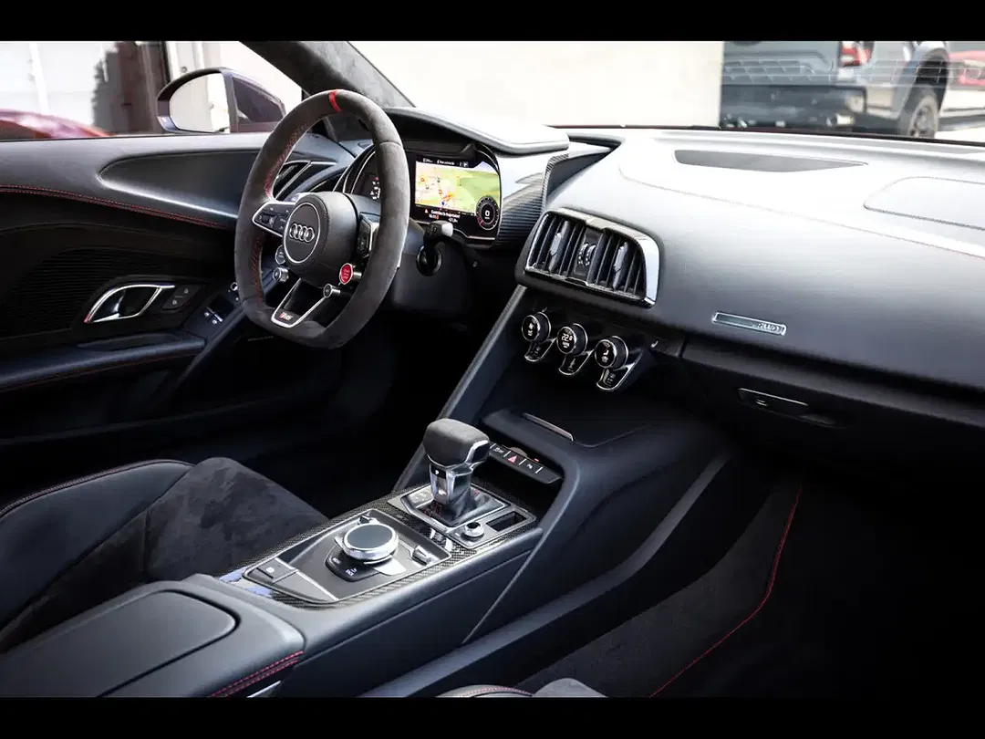 Audi R8 V10 S tronic - Thumbnail 14