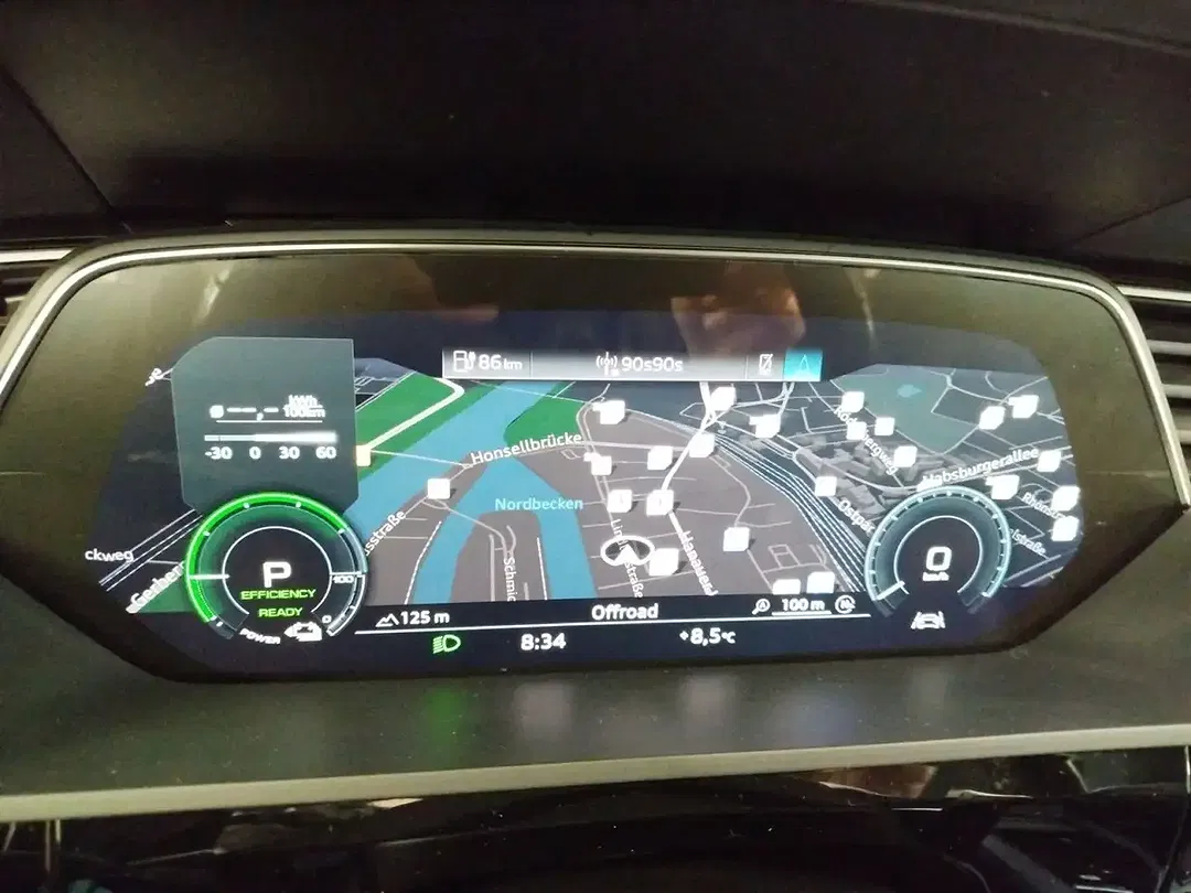 Audi e-tron 50 quattro - Thumbnail 10