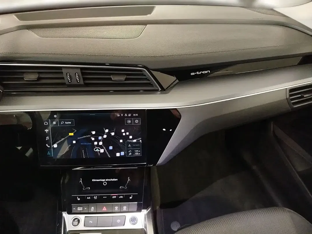 Audi e-tron 50 quattro - Thumbnail 11