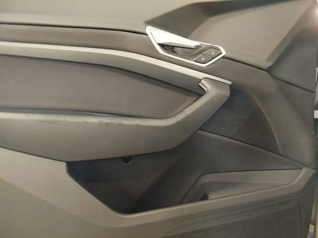 Audi e-tron 50 quattro - Thumbnail 9