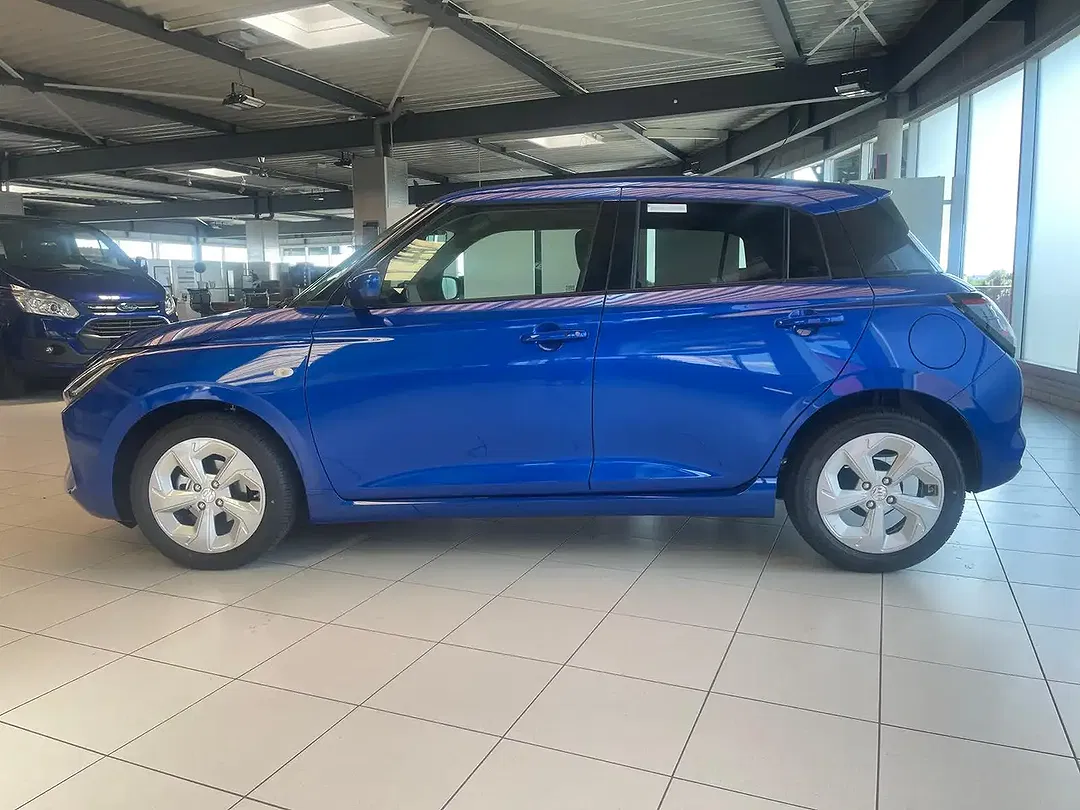 Suzuki Swift Hybrid 1.2 AUT Comfort - Thumbnail 3