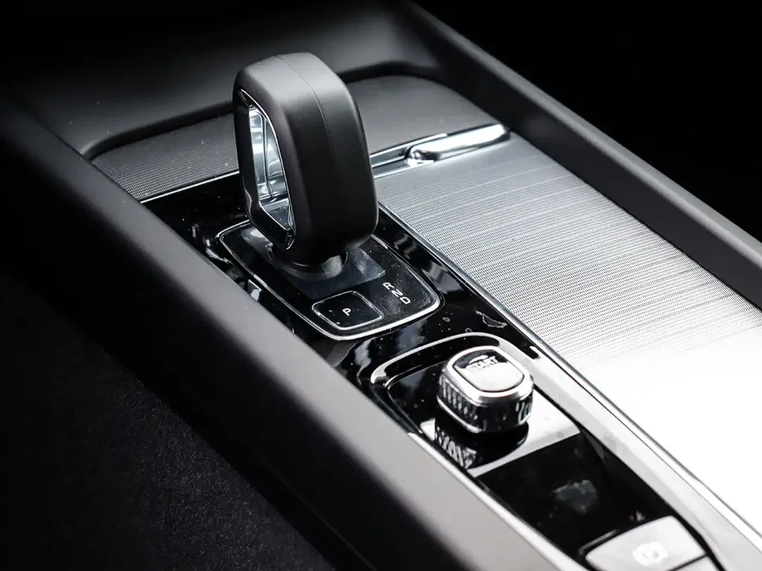 Volvo V60 B4 Plus Dark - Thumbnail 12