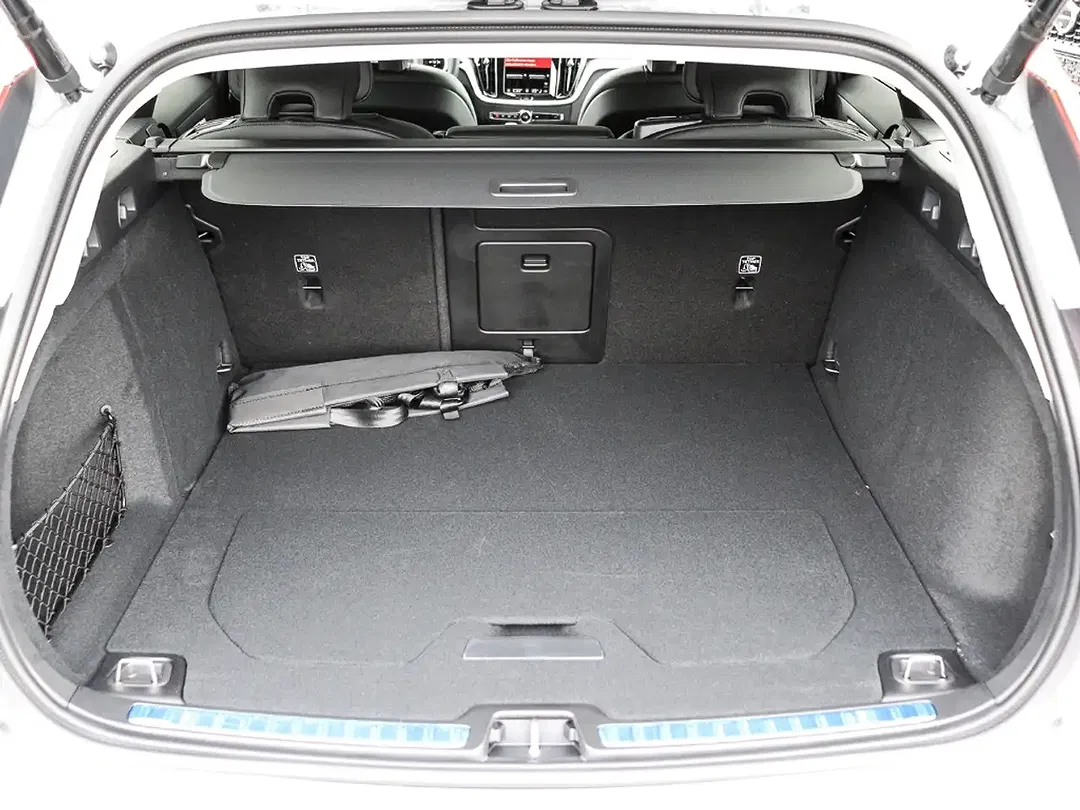Volvo V60 B4 Plus Dark - foto 14