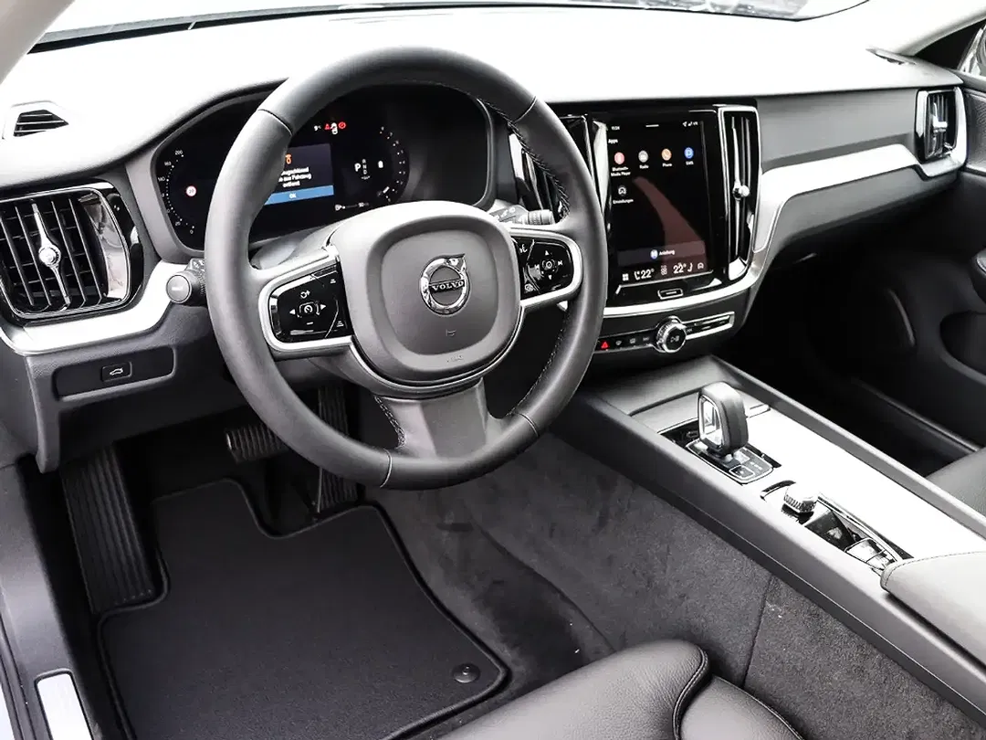 Volvo V60 B4 Plus Dark - Thumbnail 4