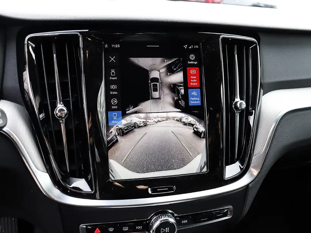 Volvo V60 B4 Plus Dark - Thumbnail 9