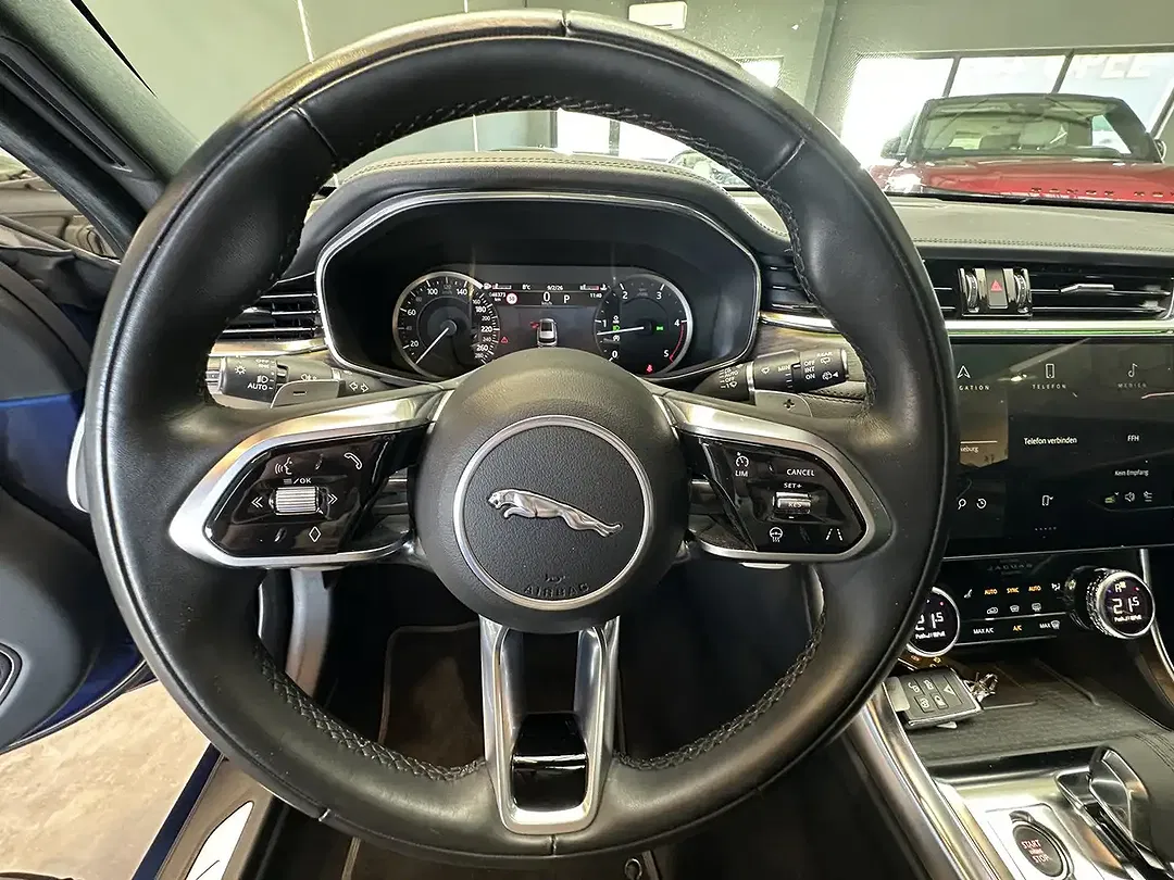 Jaguar XF D200 Sportbrake SE - Thumbnail 10