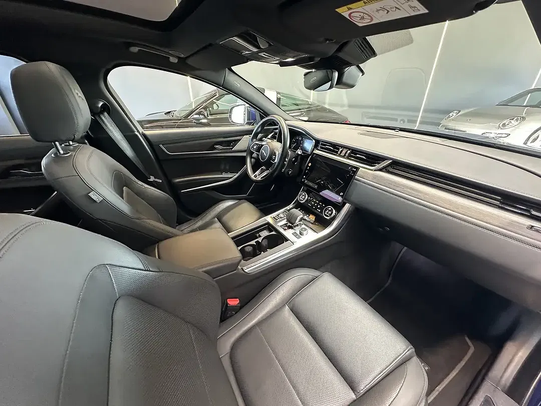 Jaguar XF D200 Sportbrake SE - Thumbnail 20