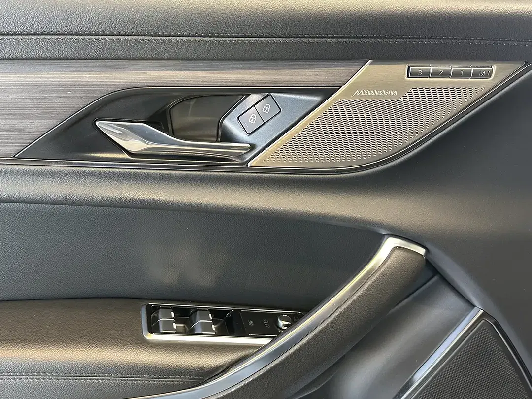 Jaguar XF D200 Sportbrake SE - Thumbnail 7