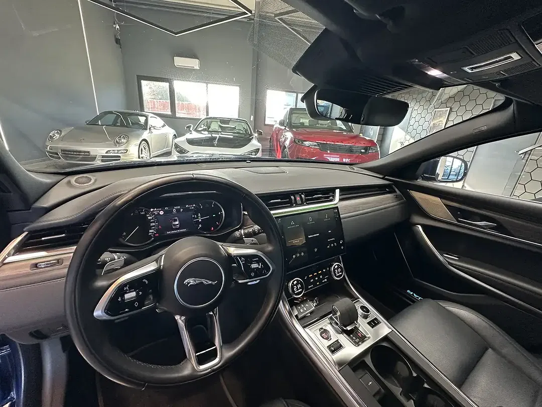 Jaguar XF D200 Sportbrake SE - Thumbnail 9