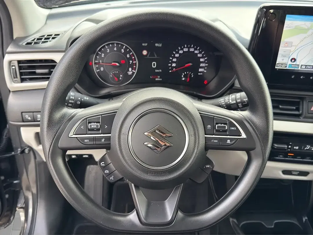Suzuki Swift Hybrid 1.2 Dualjet AllGrip Club - Thumbnail 10