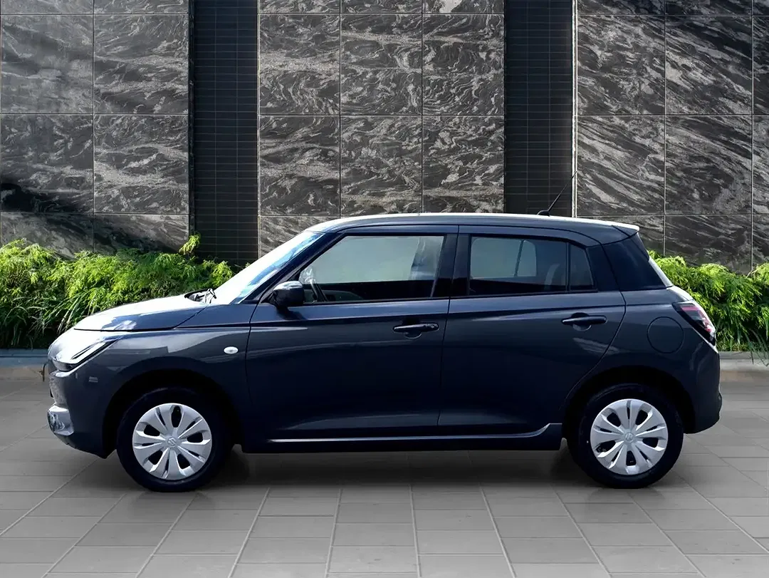 Suzuki Swift Hybrid 1.2 Dualjet AllGrip Club - Thumbnail 3