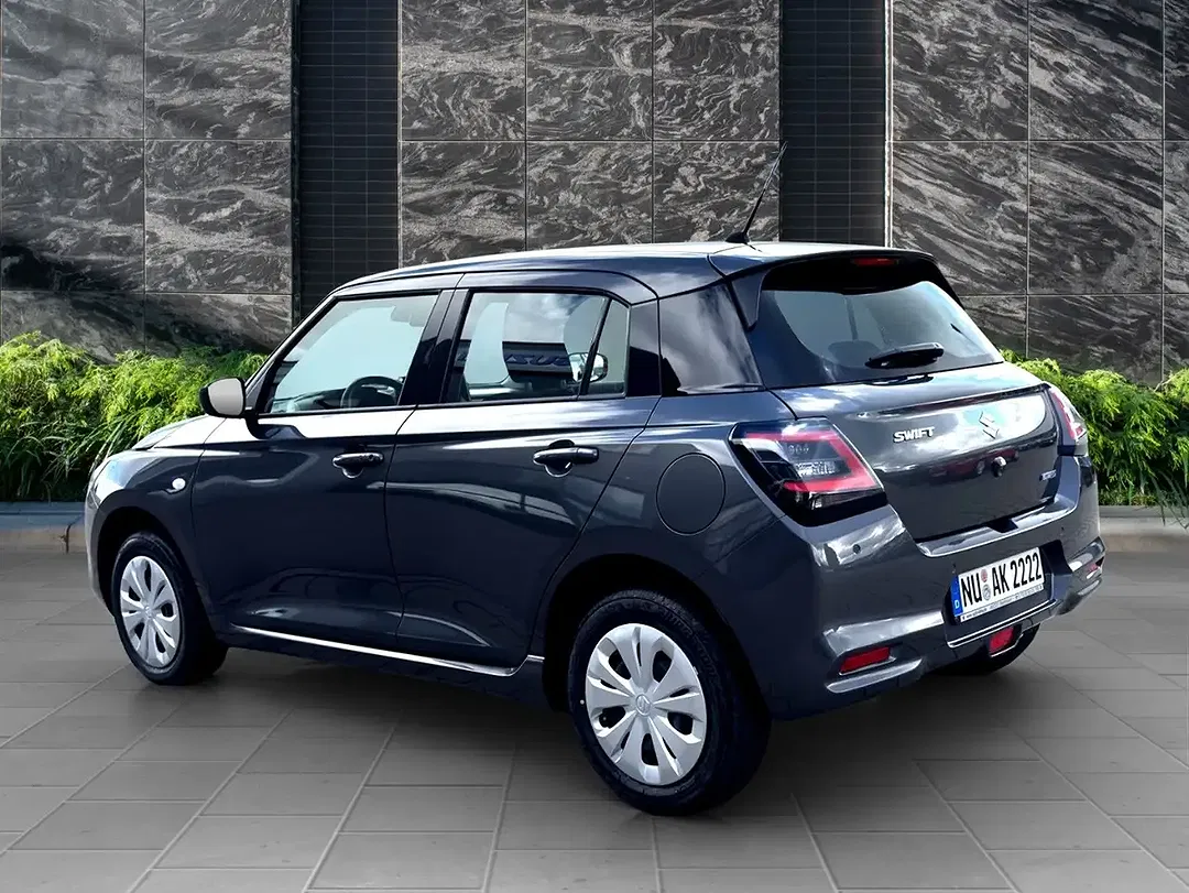 Suzuki Swift Hybrid 1.2 Dualjet AllGrip Club - Thumbnail 4