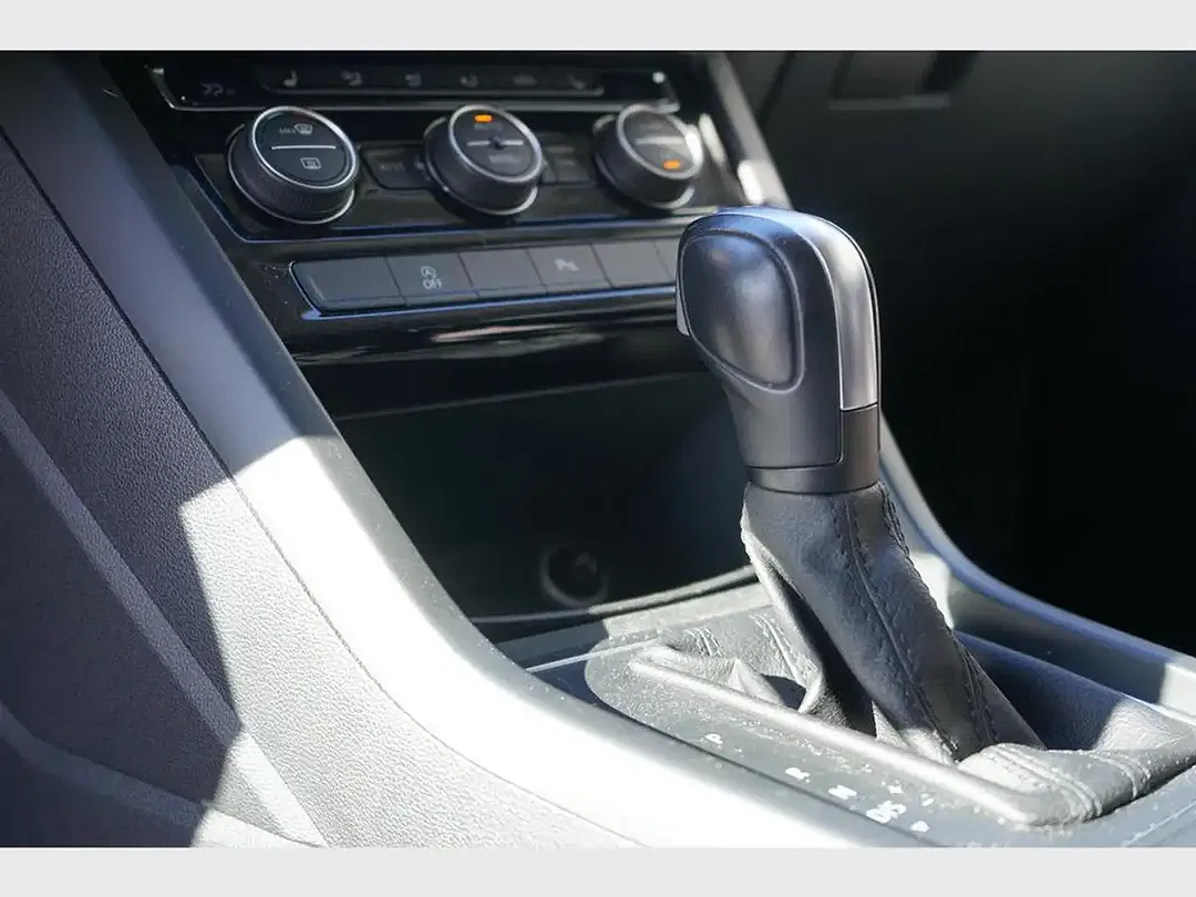 Volkswagen Touran 1.5 TSI DSG Highline - Thumbnail 4