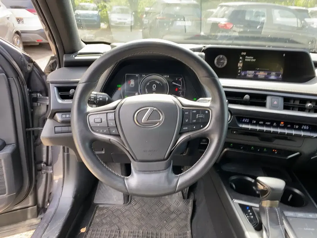 Lexus UX 250h Style Edition - foto 15