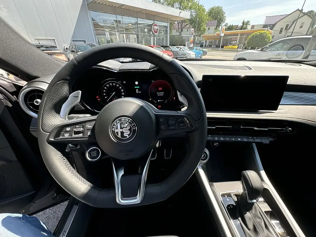 Alfa Romeo Tonale 1.3 MultiAir PHEV Q4 Veloce - Thumbnail 12