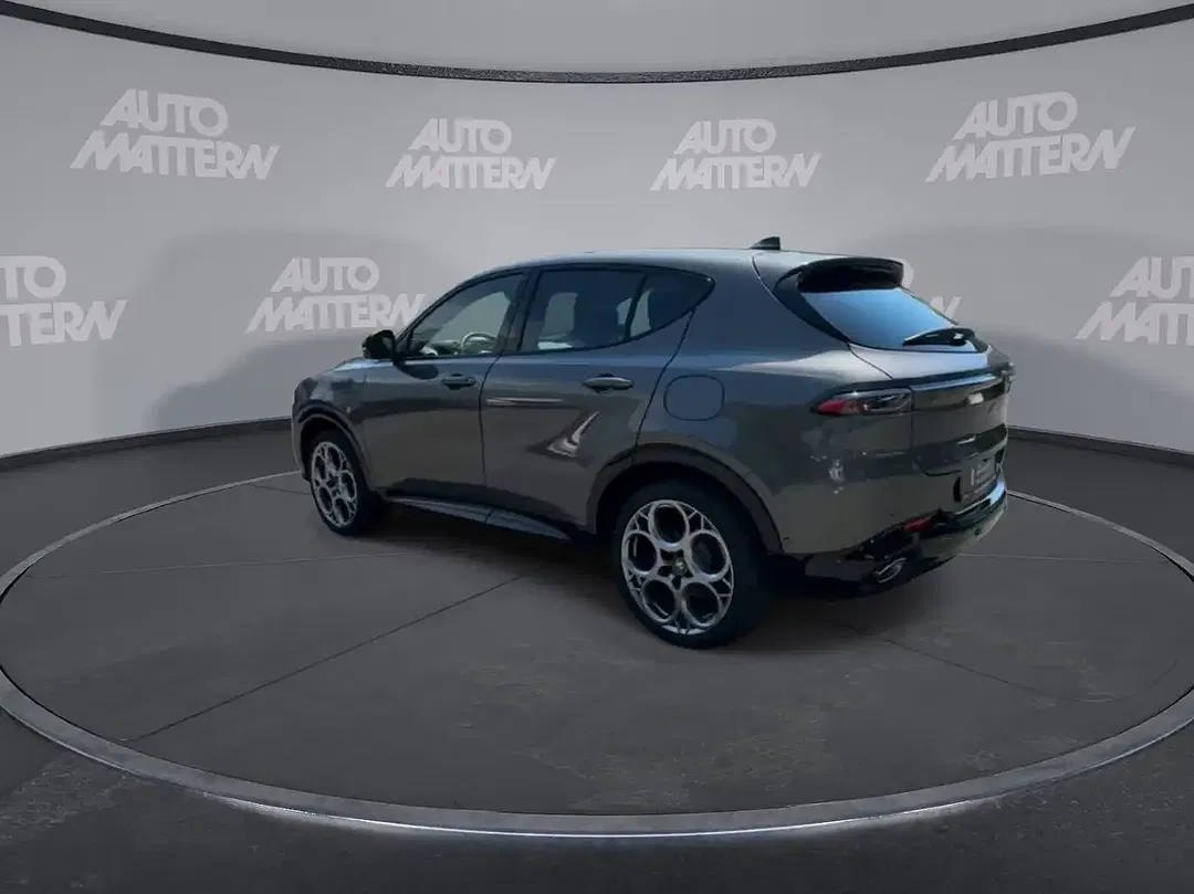 Alfa Romeo Tonale 1.3 MultiAir PHEV Q4 Veloce - Thumbnail 4