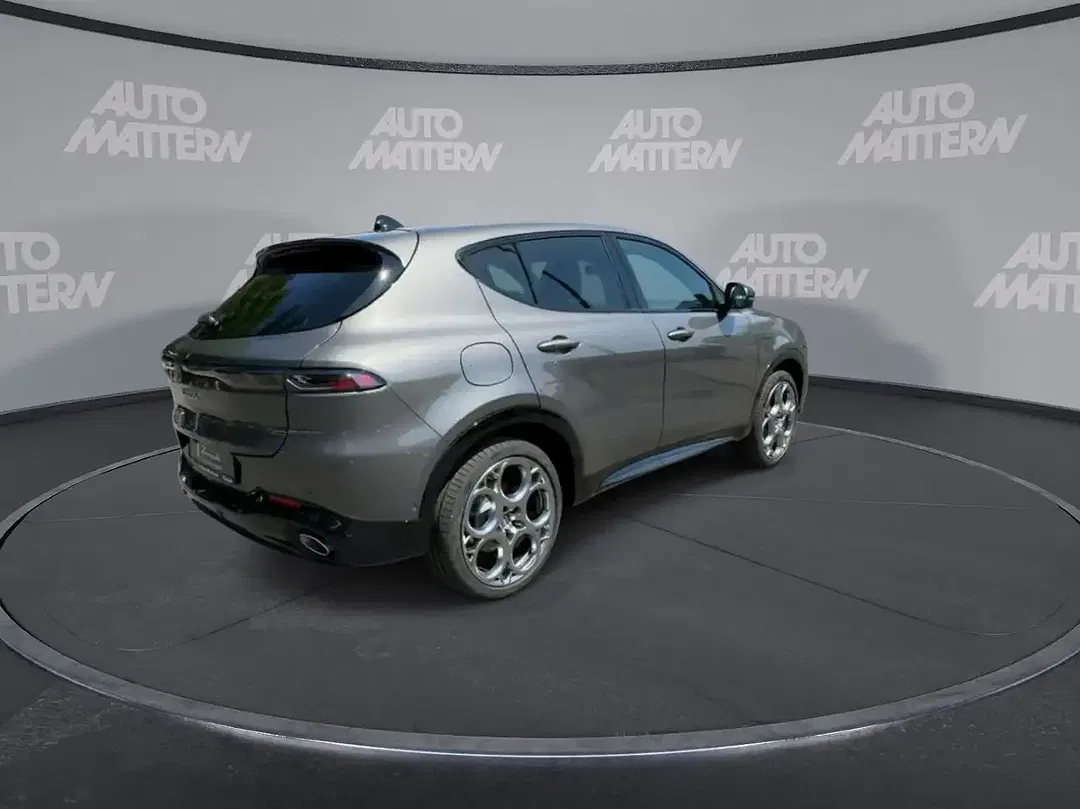 Alfa Romeo Tonale 1.3 MultiAir PHEV Q4 Veloce - Thumbnail 5