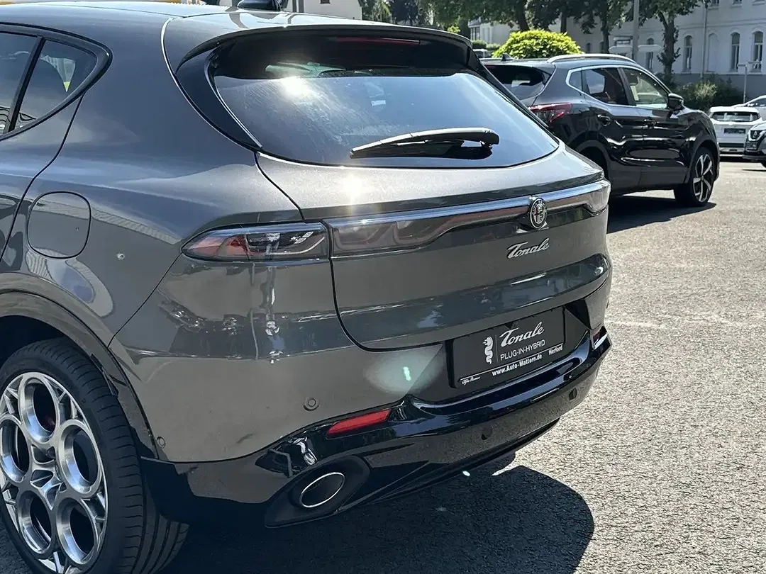 Alfa Romeo Tonale 1.3 MultiAir PHEV Q4 Veloce - Thumbnail 8