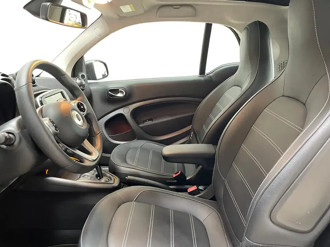 smart forTwo - Thumbnail 8