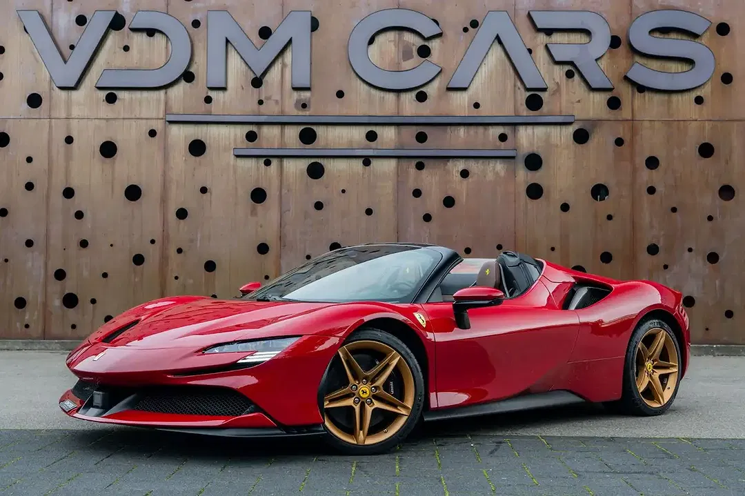 Ferrari SF90 Spider - foto 1