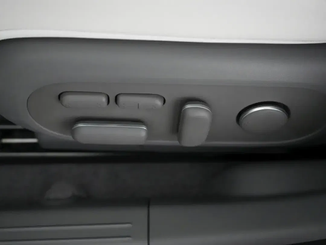 Hyundai IONIQ 5 UNIQ - Thumbnail 12