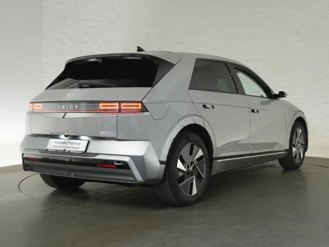 Hyundai IONIQ 5 UNIQ - Afbeelding 1