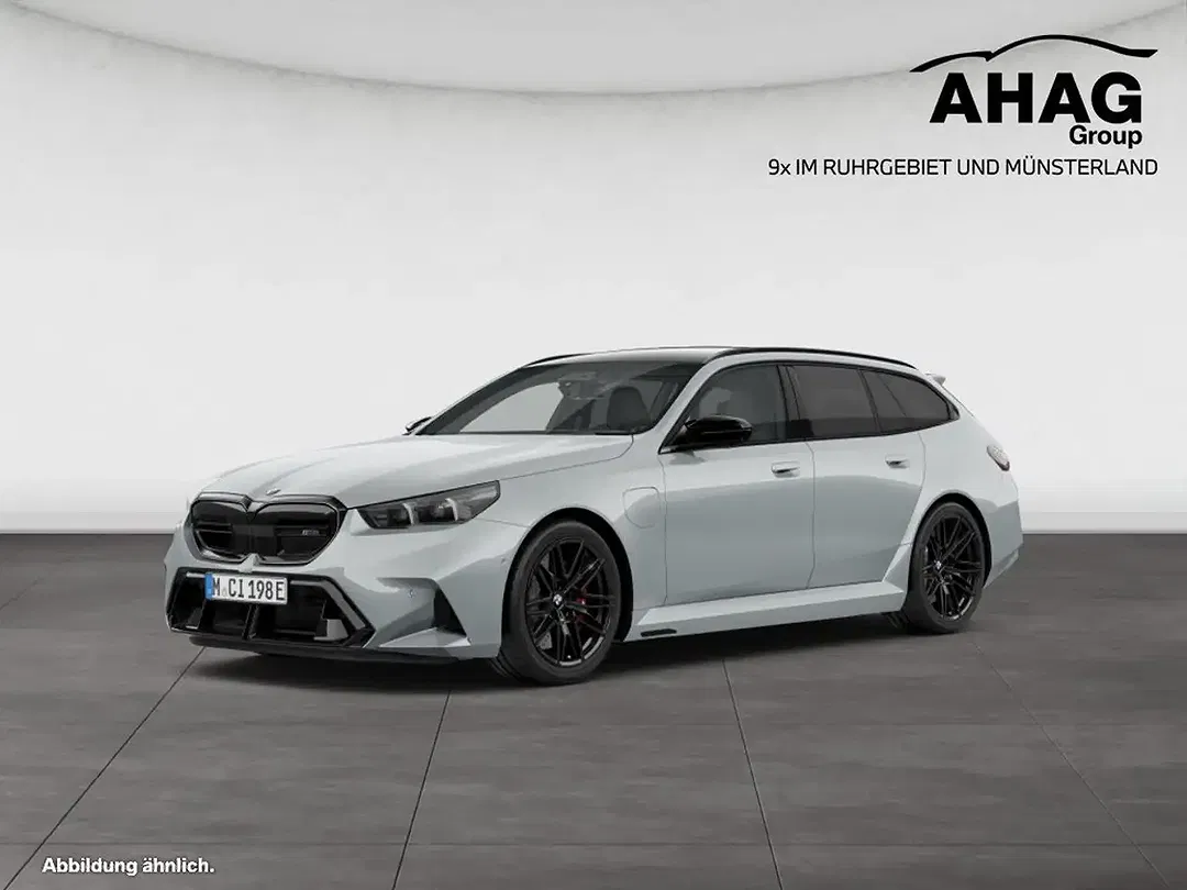 BMW M5 M Touring - Thumbnail 1