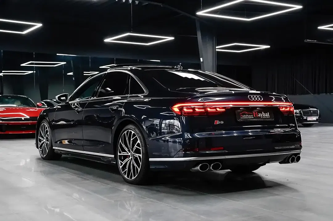 Audi S8 TFSI quattro - Thumbnail 5