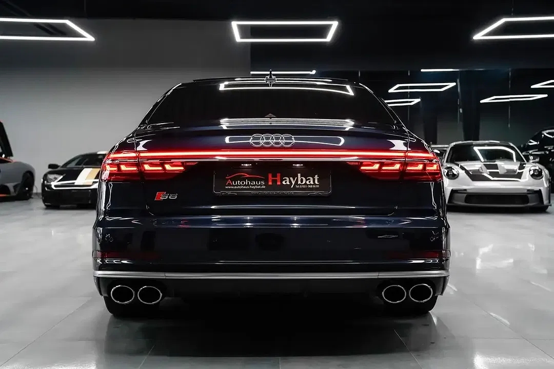 Audi S8 TFSI quattro - Thumbnail 6