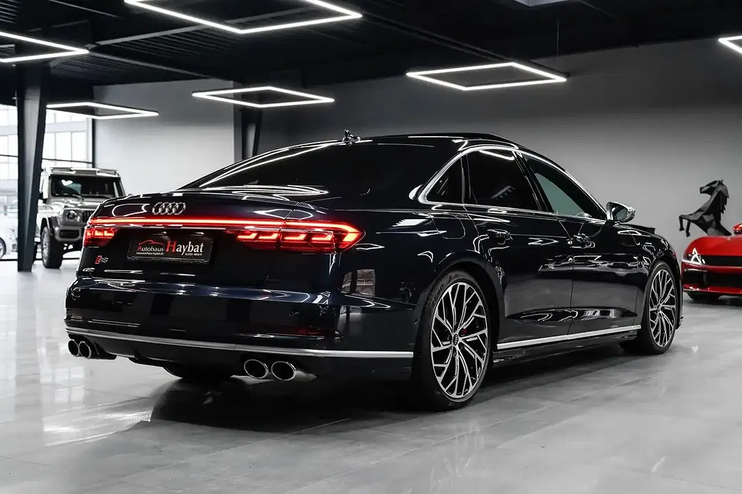 Audi S8 TFSI quattro - Thumbnail 7