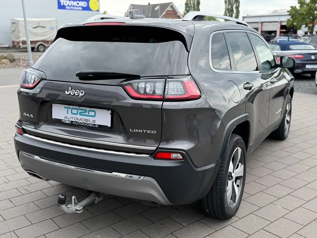 Jeep Cherokee 4x4 Limited - Thumbnail 8
