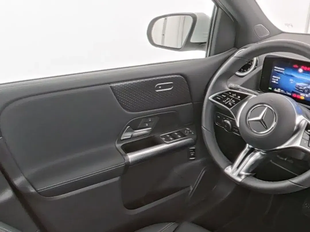 Mercedes-Benz B 180 - Thumbnail 6