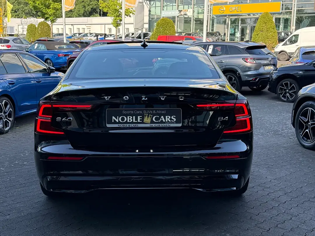Volvo S60 Plus Dark - Thumbnail 7