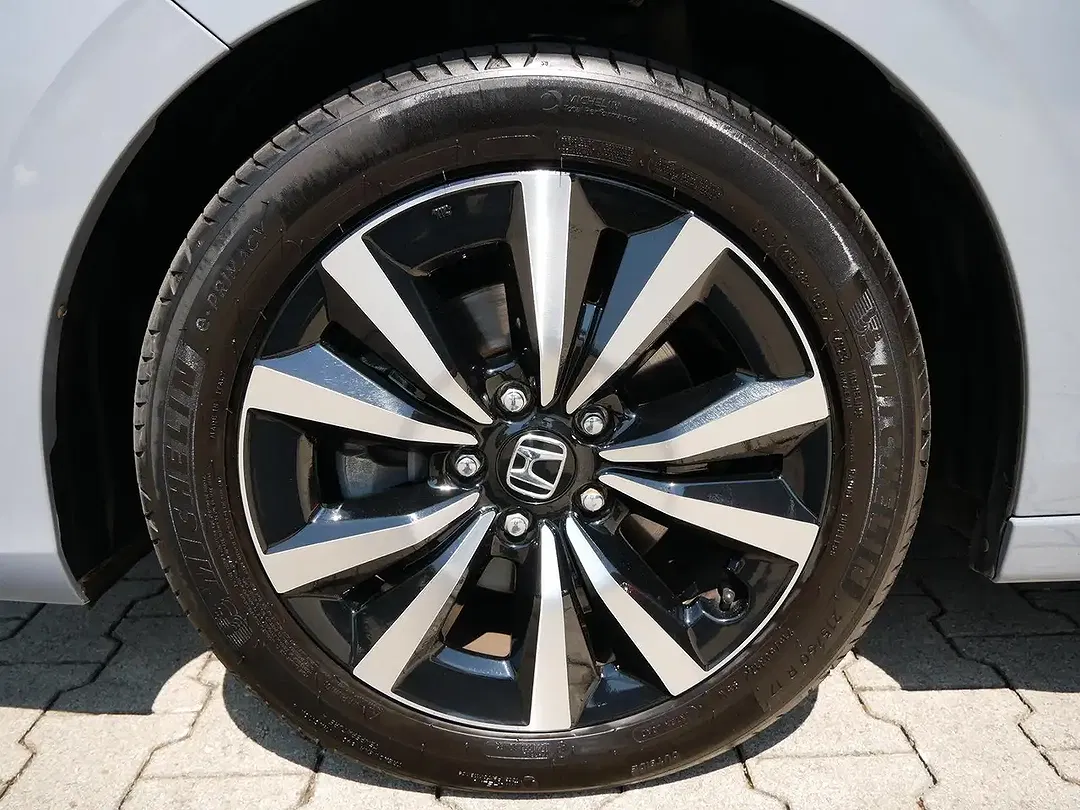 Honda Civic e:HEV Elegance - Thumbnail 9
