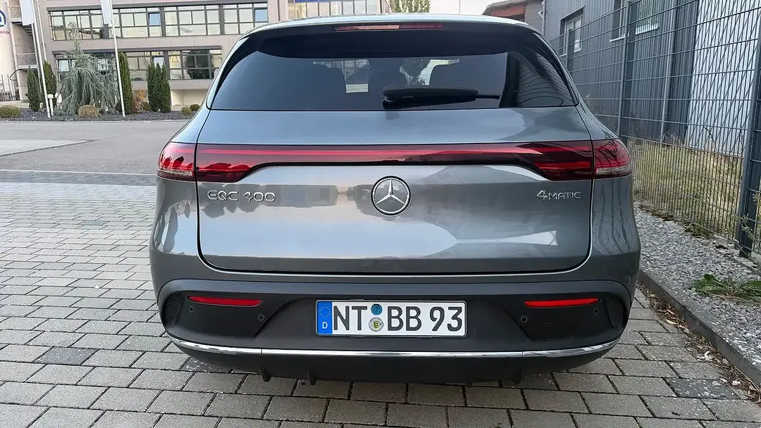 Mercedes-Benz EQC 400 4MATIC AMG Line - Thumbnail 10