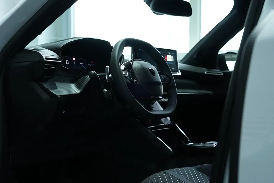 Peugeot 2008 Allure - Thumbnail 13