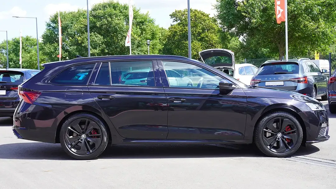 Skoda Octavia 2.0 vRS Combi - Thumbnail 3