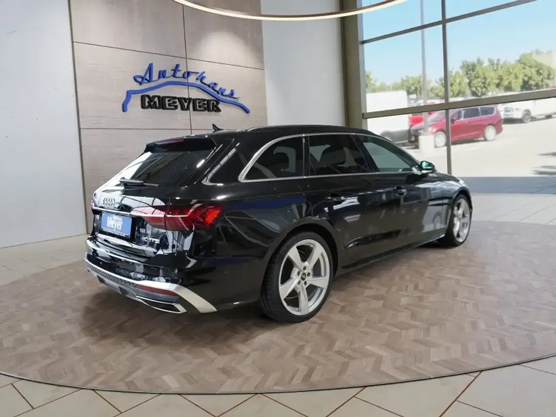 Audi A4 Avant S line - Thumbnail 5