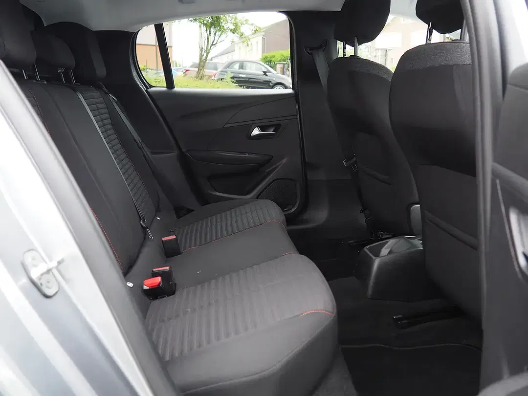 Peugeot 208 PureTech - Thumbnail 11