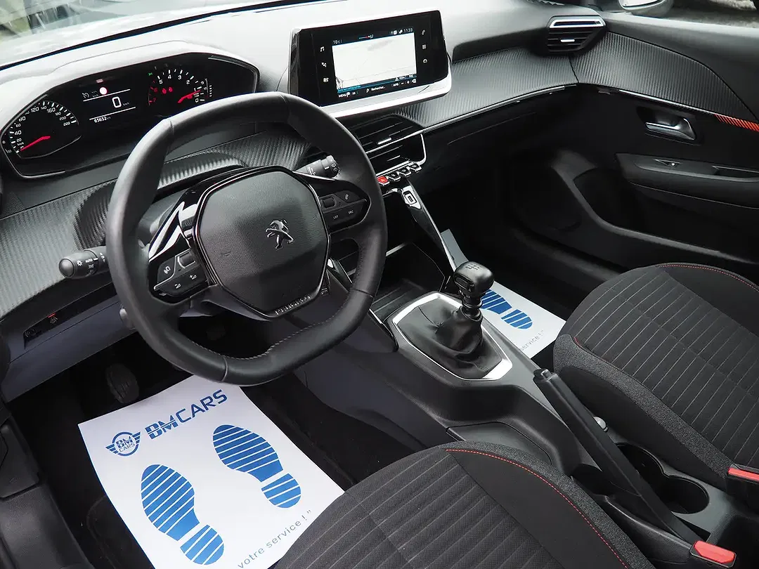 Peugeot 208 PureTech - foto 15